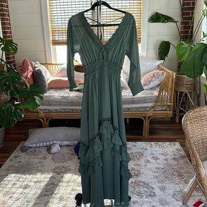 Baltic Born Pippa Ruffle Maxi Dress Hunter Green Size small Long Sleeve Smocked